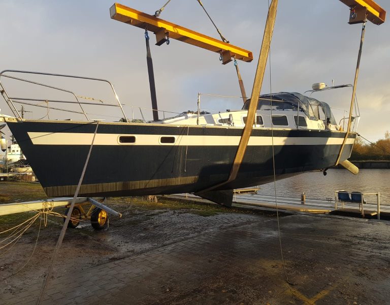 01 Dezember 20024 Ist im Wasser